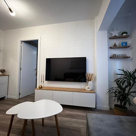 Piso Recien Reformado En El Centro De Santander, Zona Estaciones Apartment Luaran gambar