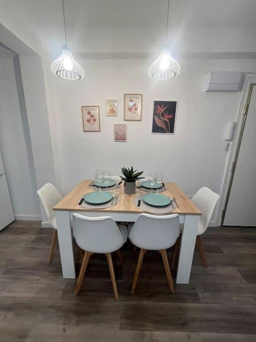 Piso Recien Reformado En El Centro De Santander, Zona Estaciones Apartment Luaran gambar